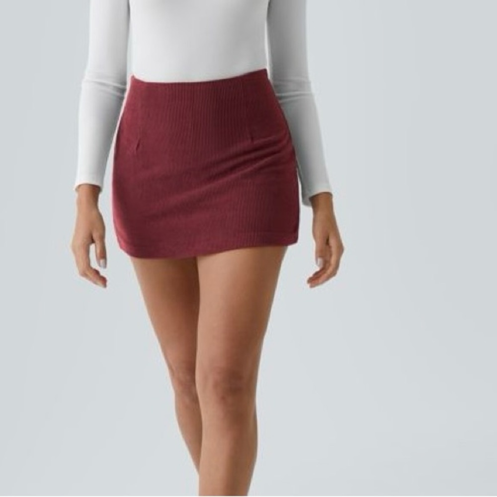 Elegant Burgundy Mini Skirt
